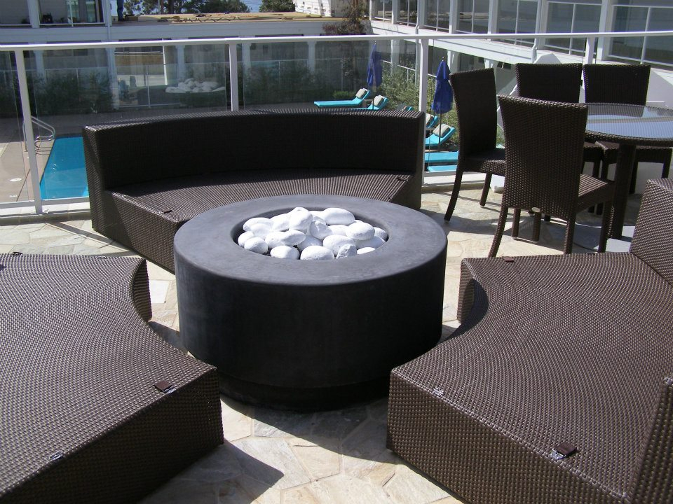 Brown Color Detachable Chairs With Fire Space